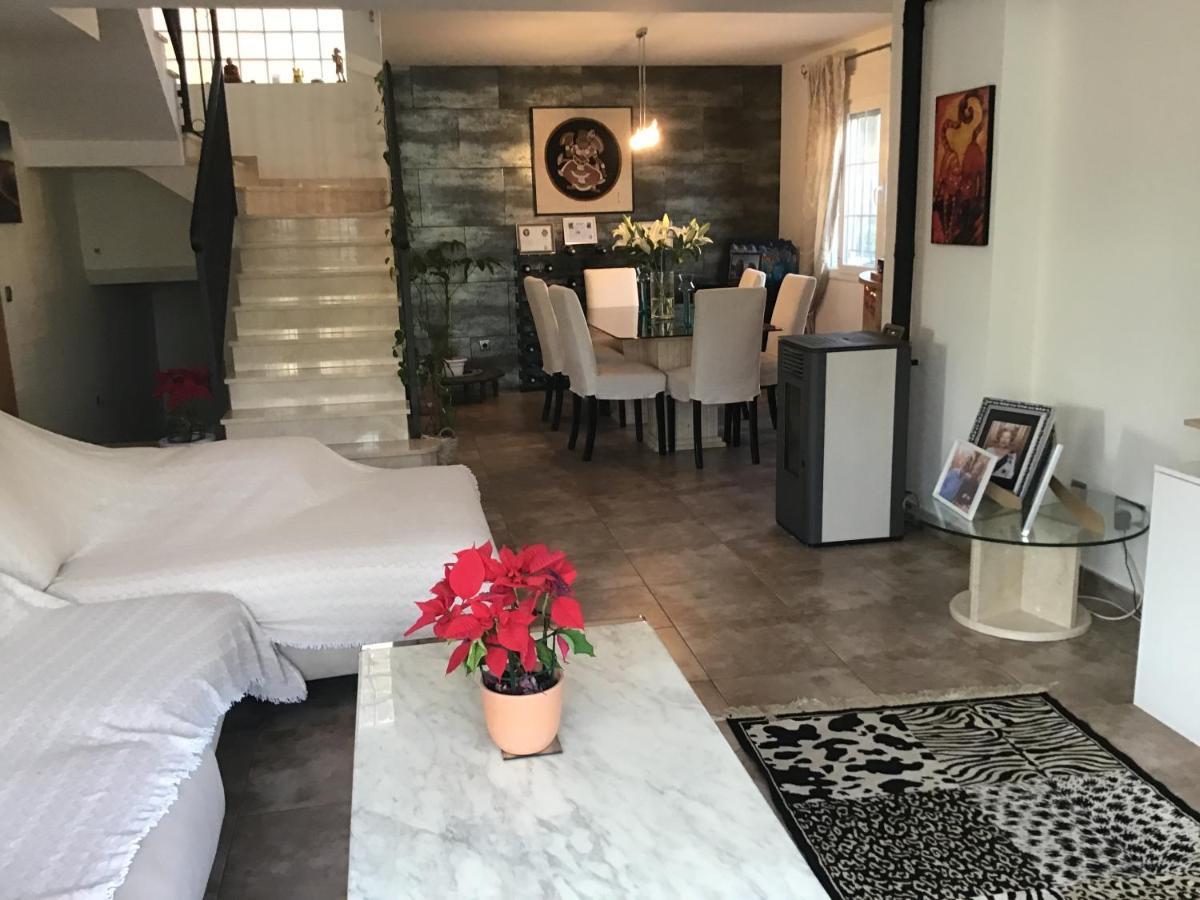 Double Room With Shared Bathroom And Shared Communal Areas R4 L'Alfas del Pi Exterior foto