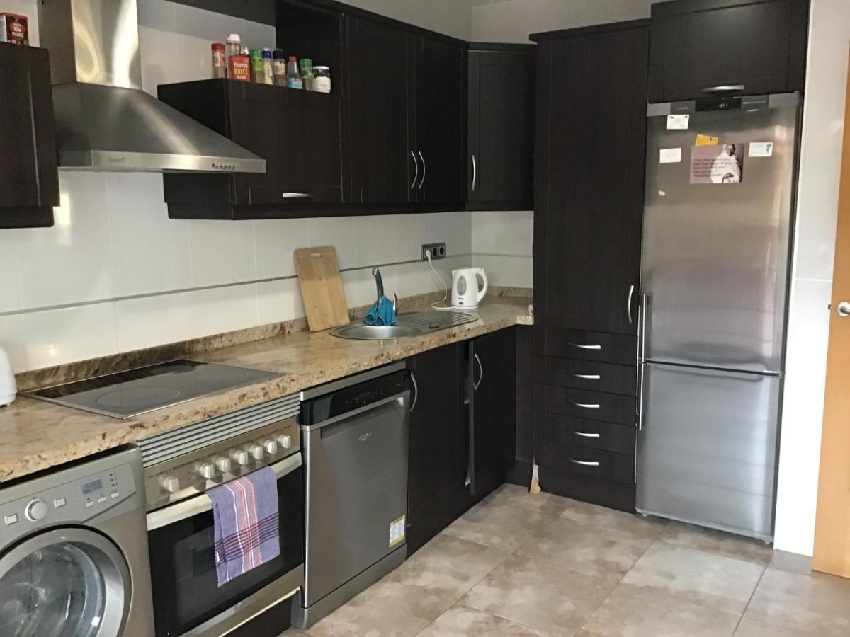Double Room With Shared Bathroom And Shared Communal Areas R4 L'Alfas del Pi Exterior foto