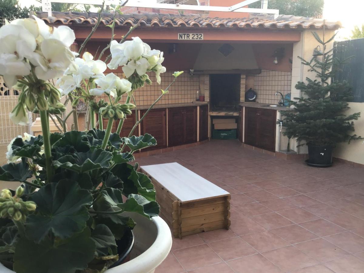 Double Room With Shared Bathroom And Shared Communal Areas R4 L'Alfas del Pi Exterior foto