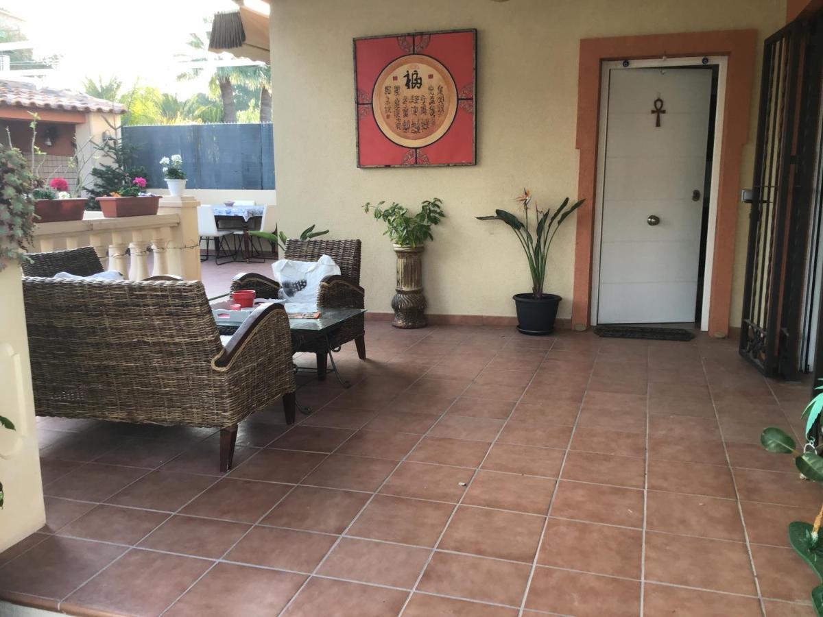 Double Room With Shared Bathroom And Shared Communal Areas R4 L'Alfas del Pi Exterior foto
