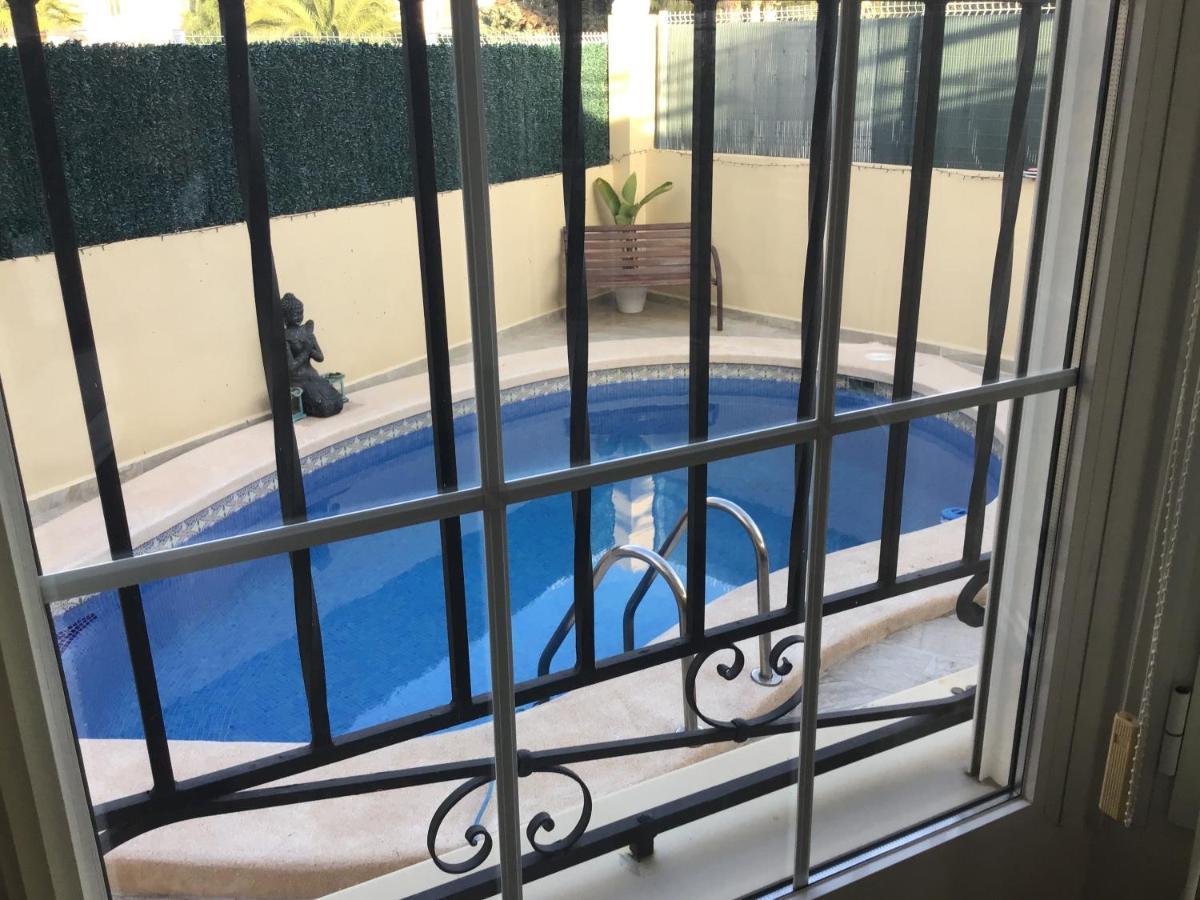 Double Room With Shared Bathroom And Shared Communal Areas R4 L'Alfas del Pi Exterior foto